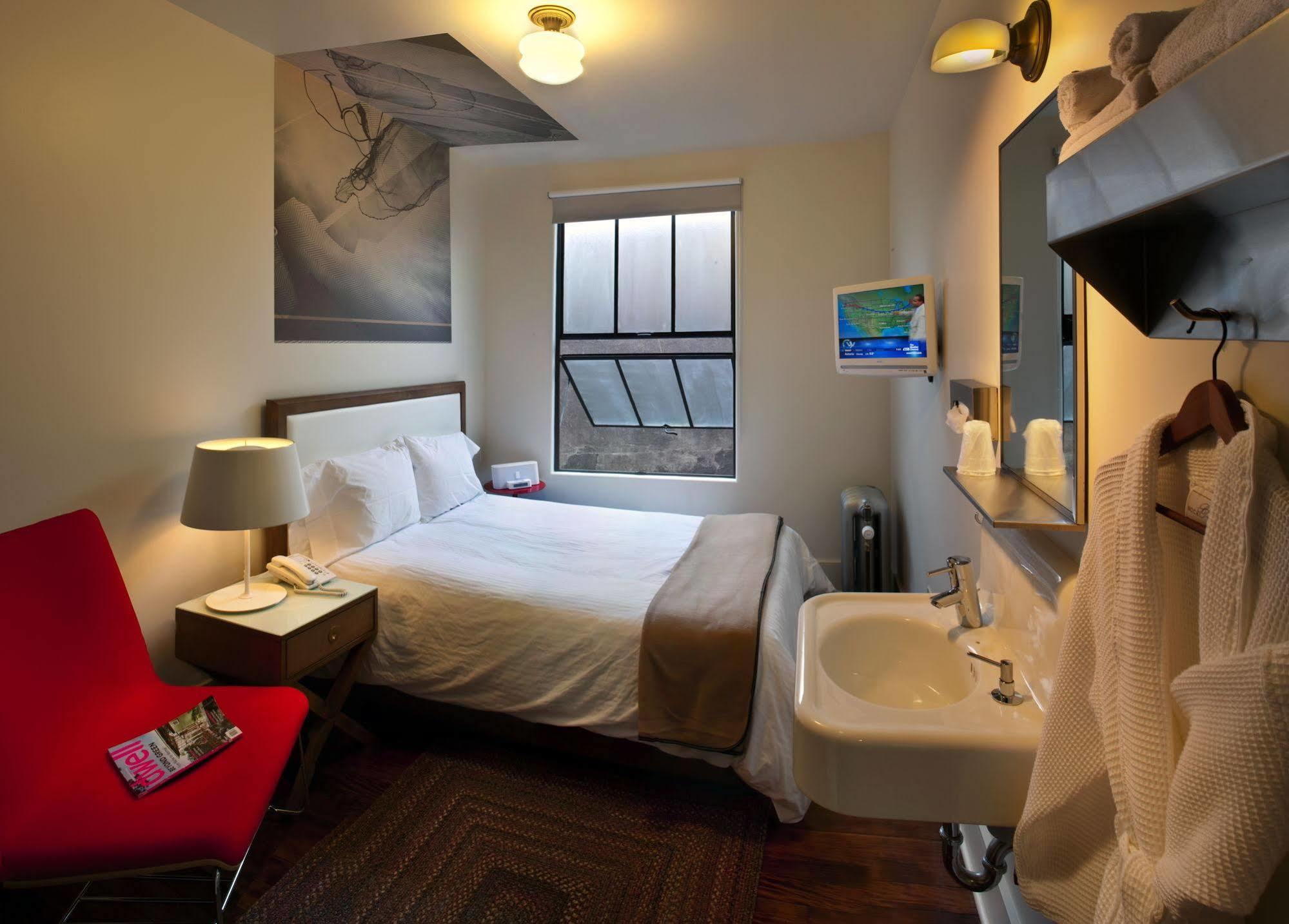 אסטוריה Commodore Hotel מראה חיצוני תמונה